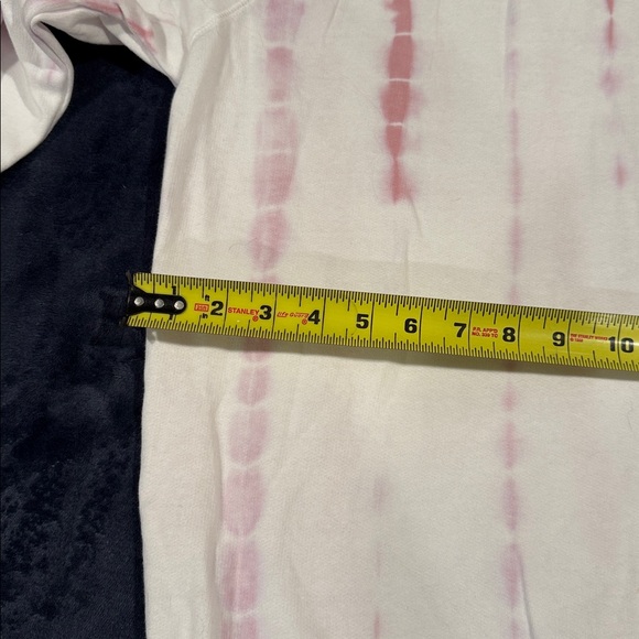 Victoria secret sweatshirt - Picture 6 of 11